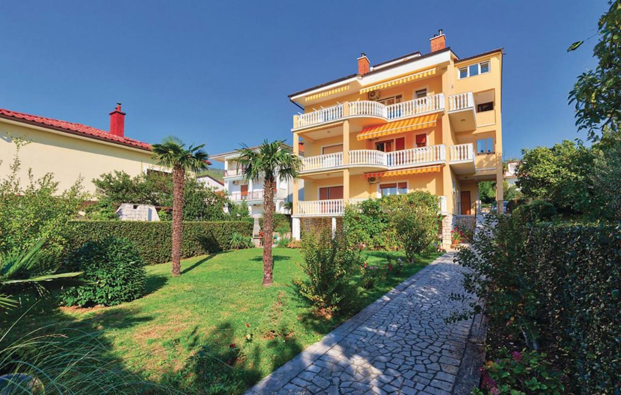 Apartment Vesna Selce Exterior photo